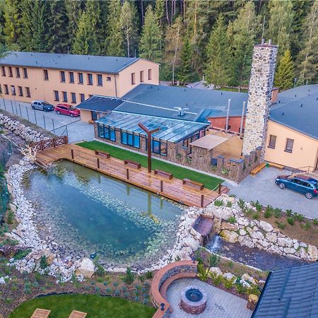 Lopusna Dolina Resort スヴィット エクステリア 写真