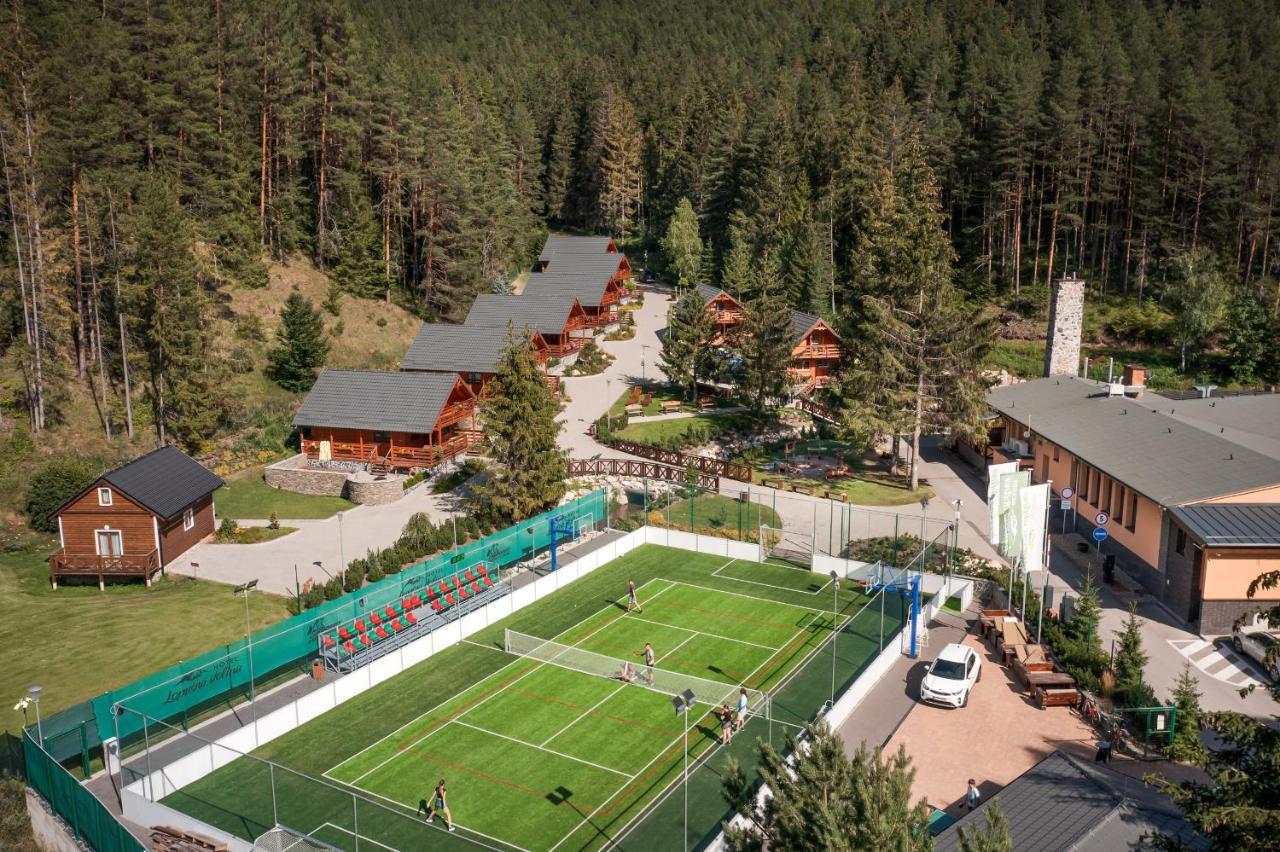 Lopusna Dolina Resort スヴィット エクステリア 写真